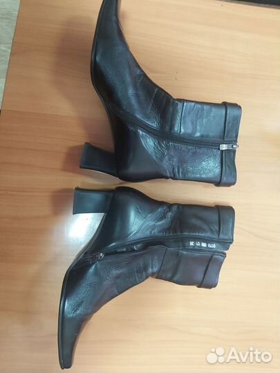 Сапожки женские демисезонные 38 размер новые