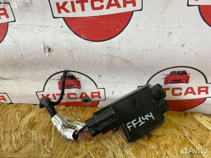 Блок управления вентилятором Ford Focus 2