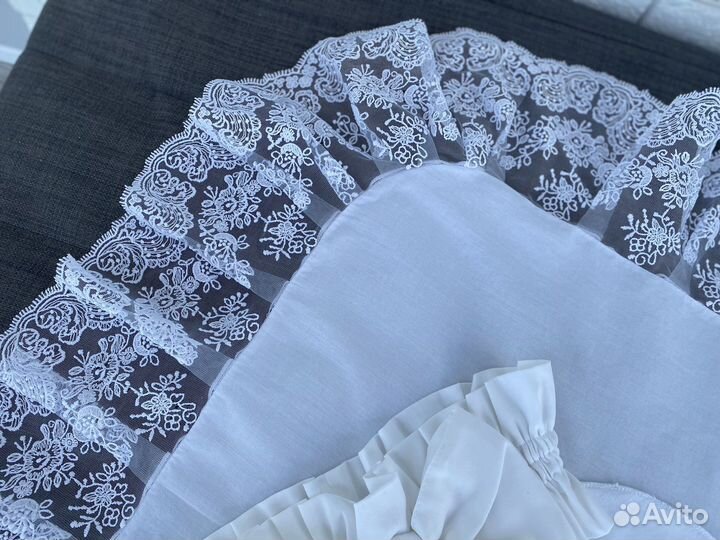 Уголок и бант на выписку