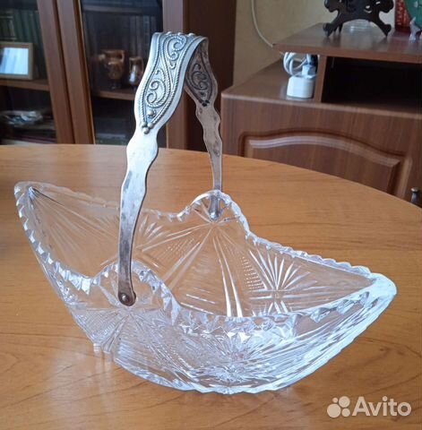 Конфетница хрустальная