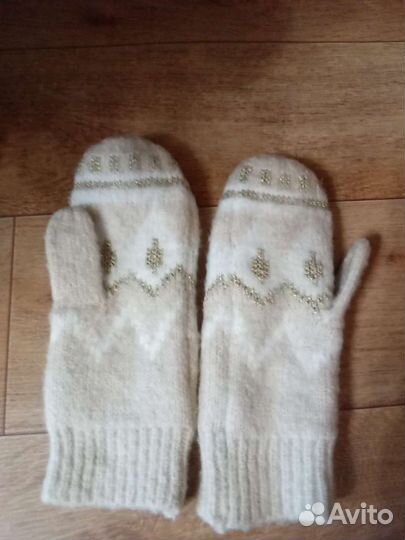 Комплект шапка и варежки