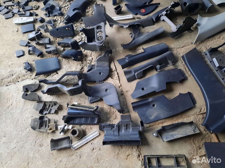 Пластик mitsubishi lancer 10