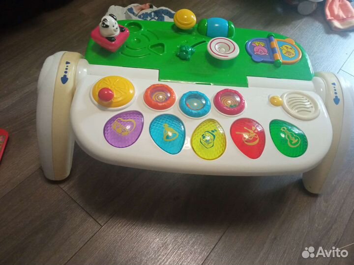 Развивающий столик chicco