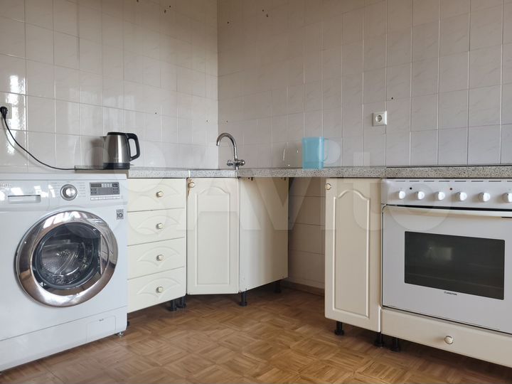 2-к. квартира, 59 м², 10/12 эт.