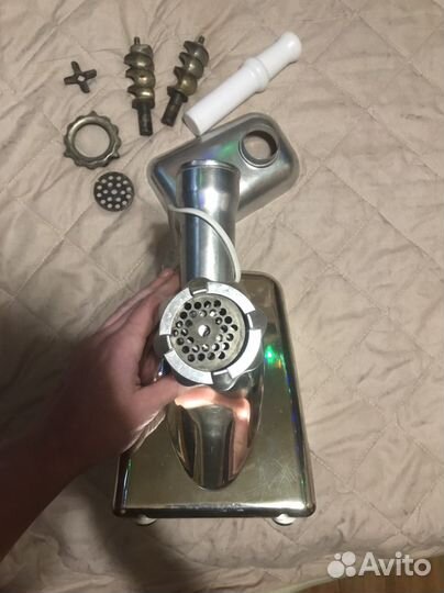 Мясорубка электрическая