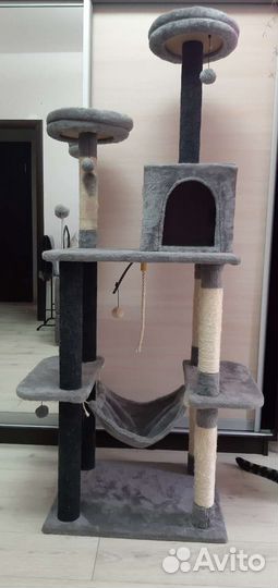 Домик для кошки с когтеточкой бу