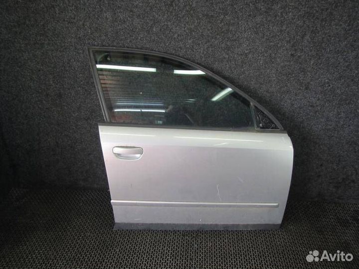Дверь передняя правая Audi A4 B6 2003