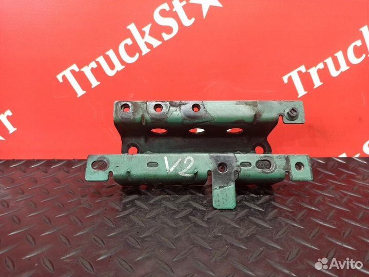Кронштейн трубки охлаждения Volvo FH, Volvo FM
