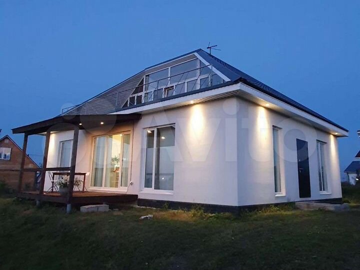 Коттедж 160 м² на участке 8 сот.