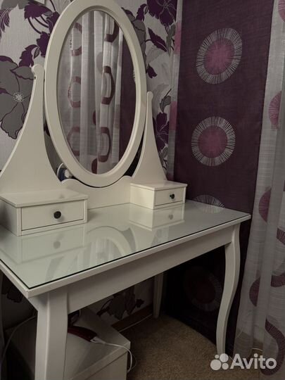 Туалетный столик