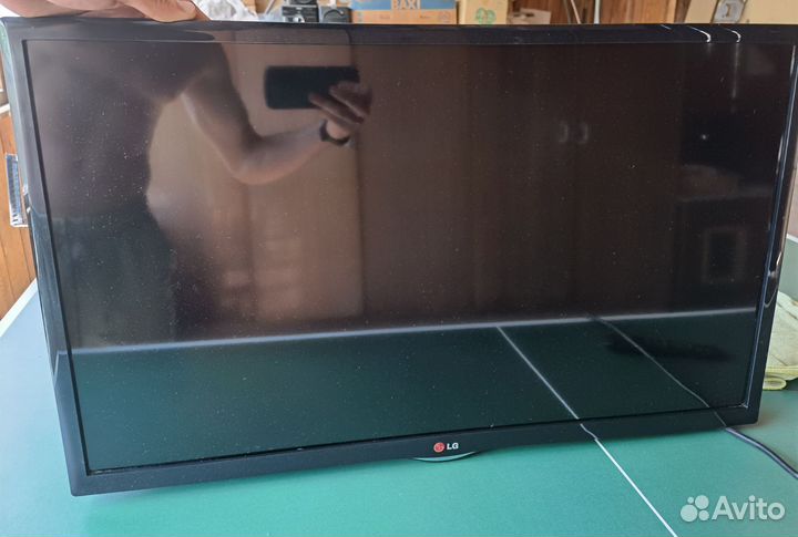 LED телевизор LG 32'
