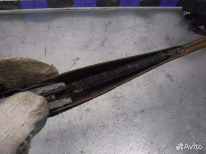 Поводок дворника задний Лада Приора 126 2011