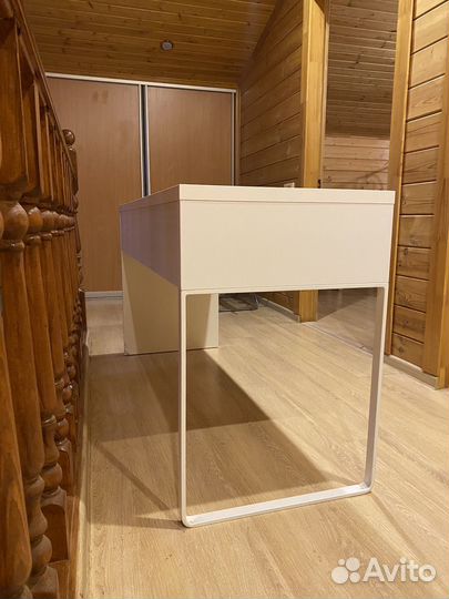 Письменный стол IKEA микке