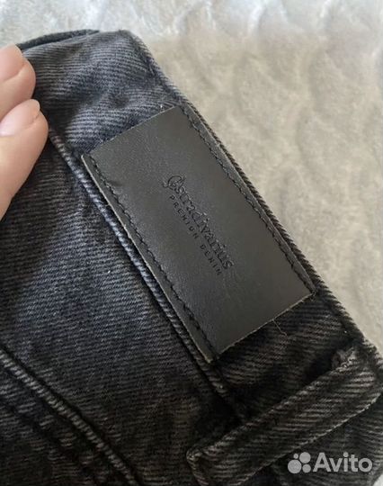 Джинсы stradivarius