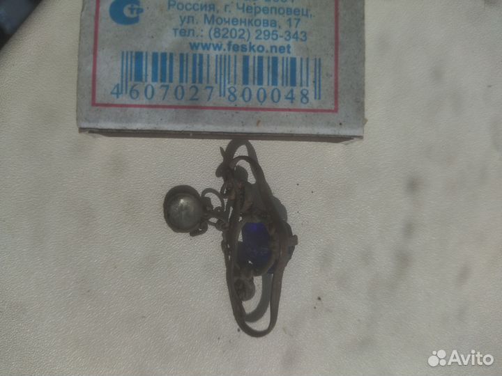 Брошка старинная, булавка на месте, без потерь