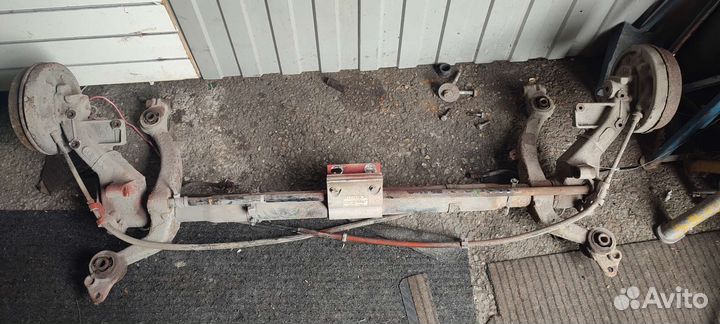 Задняя балка Пежо 206 седан