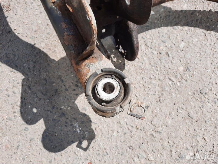 VW Passat B6 Балка задней подвески