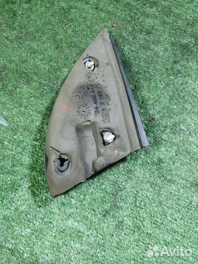 Внутренняя заглушка зеркала левая Opel Astra H