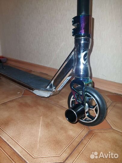 Трюковой самокат + комплект запчастей