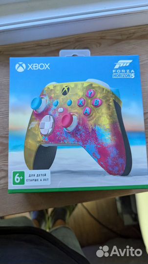 Коробка от геймпада Xbox series forza horizon 5