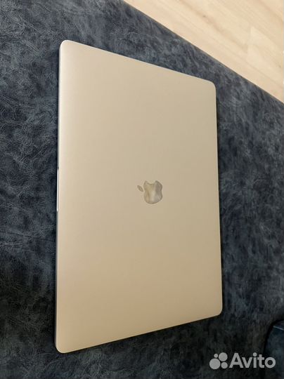 Apple MacBook Pro 15 512gb