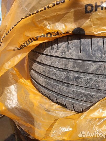 Michelin Pilot Sport PS4 SUV 255/45 R20