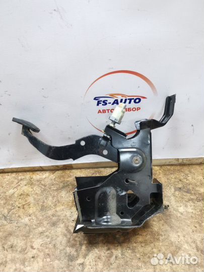 Педаль тормоза Chery Bonus лифтбек 1.5 A13 2011