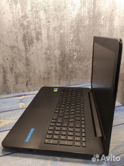 Мощный Asus GeForce 920М/SSD/8 Озу/15.6 Дюйма