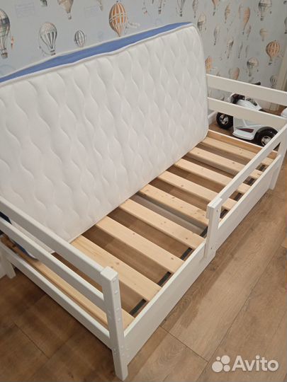 Кровать детская 80 на 160 с ящиками для белья