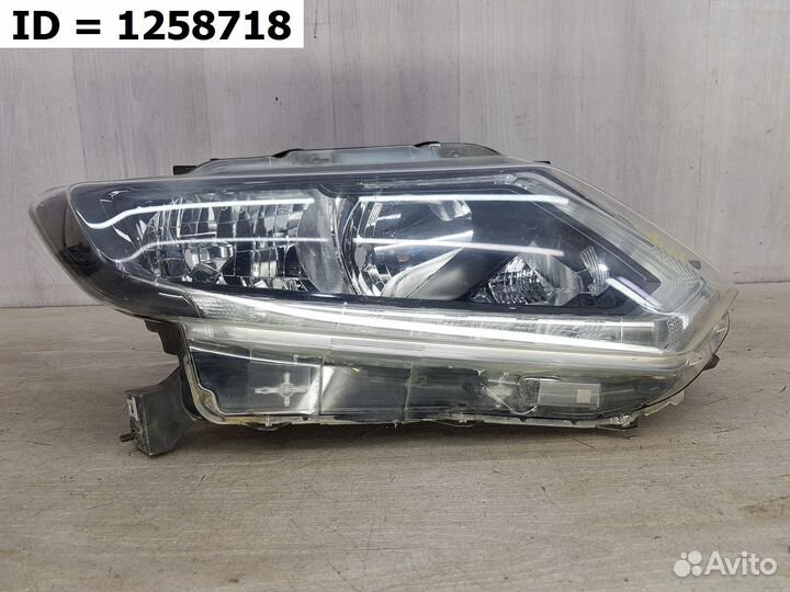 Фара правая Nissan X-Trail