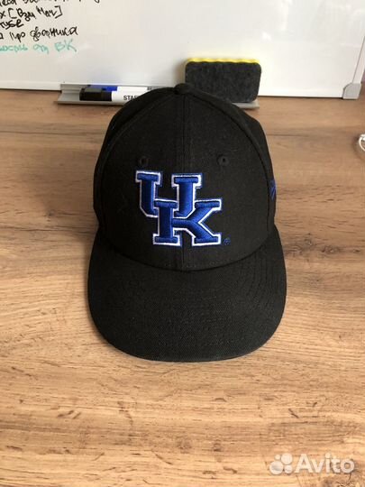 Бейсболка new era kentucky wild cats low profile
