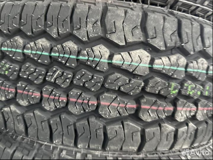 Tracmax X-Privilo AT01 215/70 R16 100H