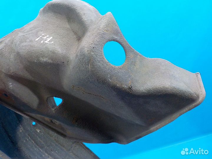 Подкрылок задний правый mazda 3 (BL) 2009-2013