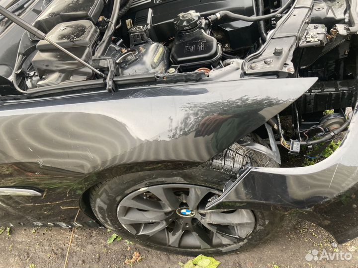 Правое переднее крыло bmw 3 e 90