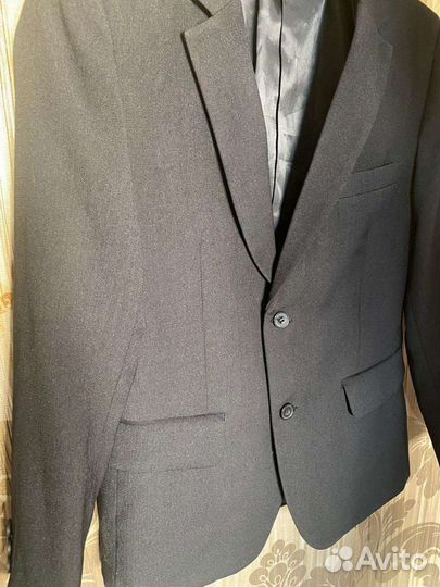 Костюм на мальчика 128