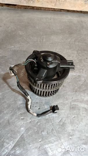 Моторчик печки Toyota Yaris P1 2003 1940001290