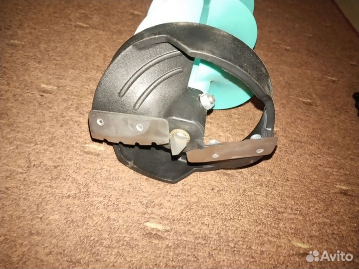 Ледобур 150 пластиковый