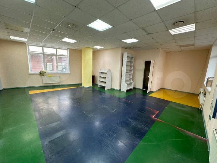 Торговая площадь, 58 м²