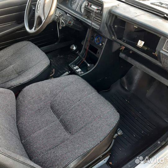 ВАЗ 2107 1.5 МТ, 2001, 100 000 км