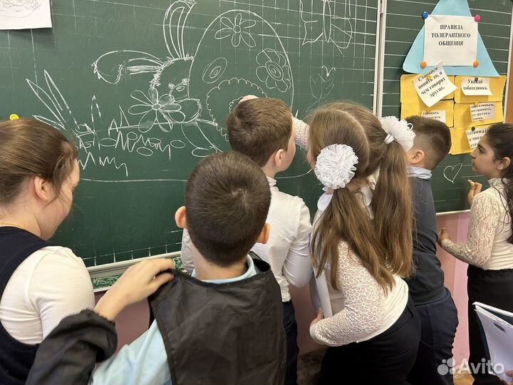 Педагог изо, детский психолог, олигофренопедагог