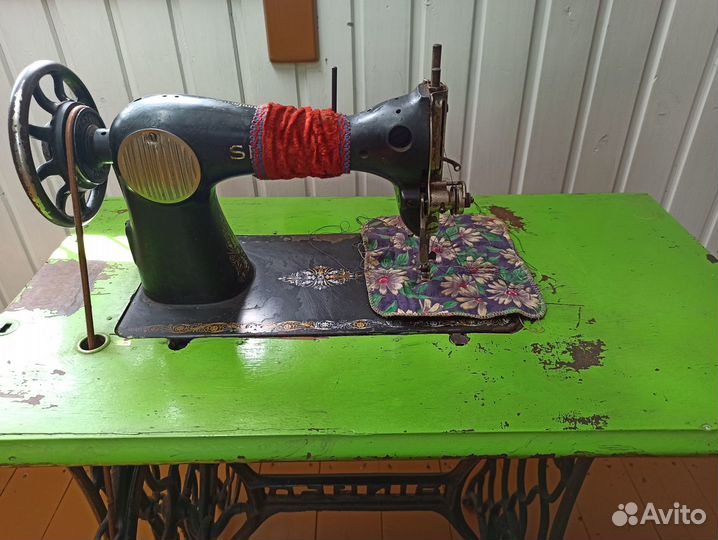 Швейная машинка зингер бу