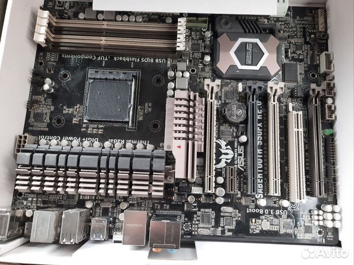 Материнская плата с процессором
