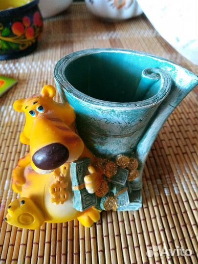 Статуэтки и фигурки