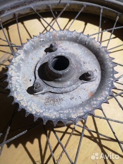 Колеса от мотоцикла