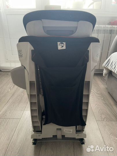 Автомобильное кресло britax romer Advansafix III