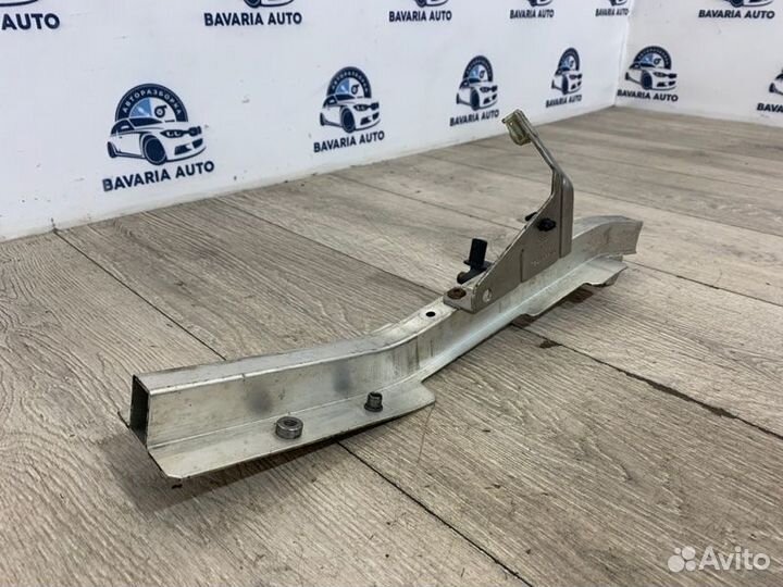 Кронштейн крепления фары правый Bmw X5 F15 N55B30A