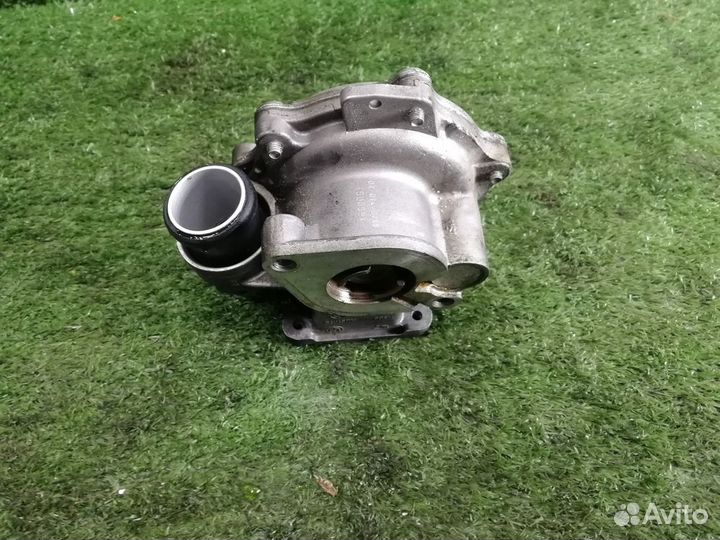 Помпа водяная BMW 3-series E90 E91