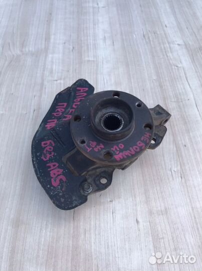 Кулак передний правый Fiat Albea 1.4