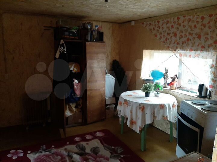 Дом 50 м² на участке 8 сот.