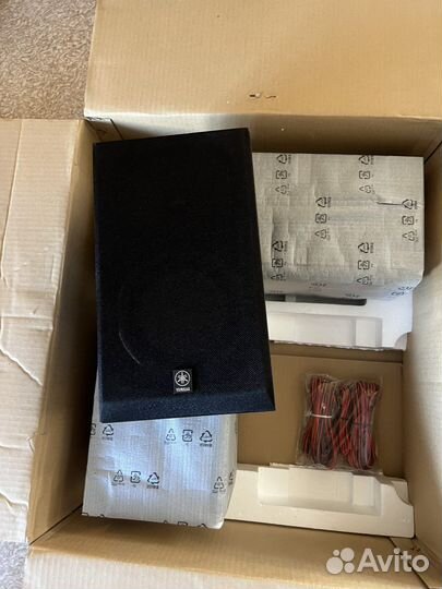 Акустические колонки yamaha